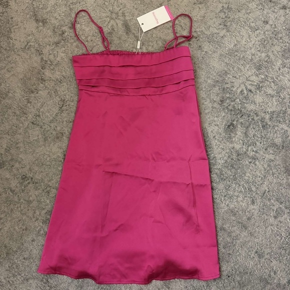 Pink  Dress - Picture 2 of 3